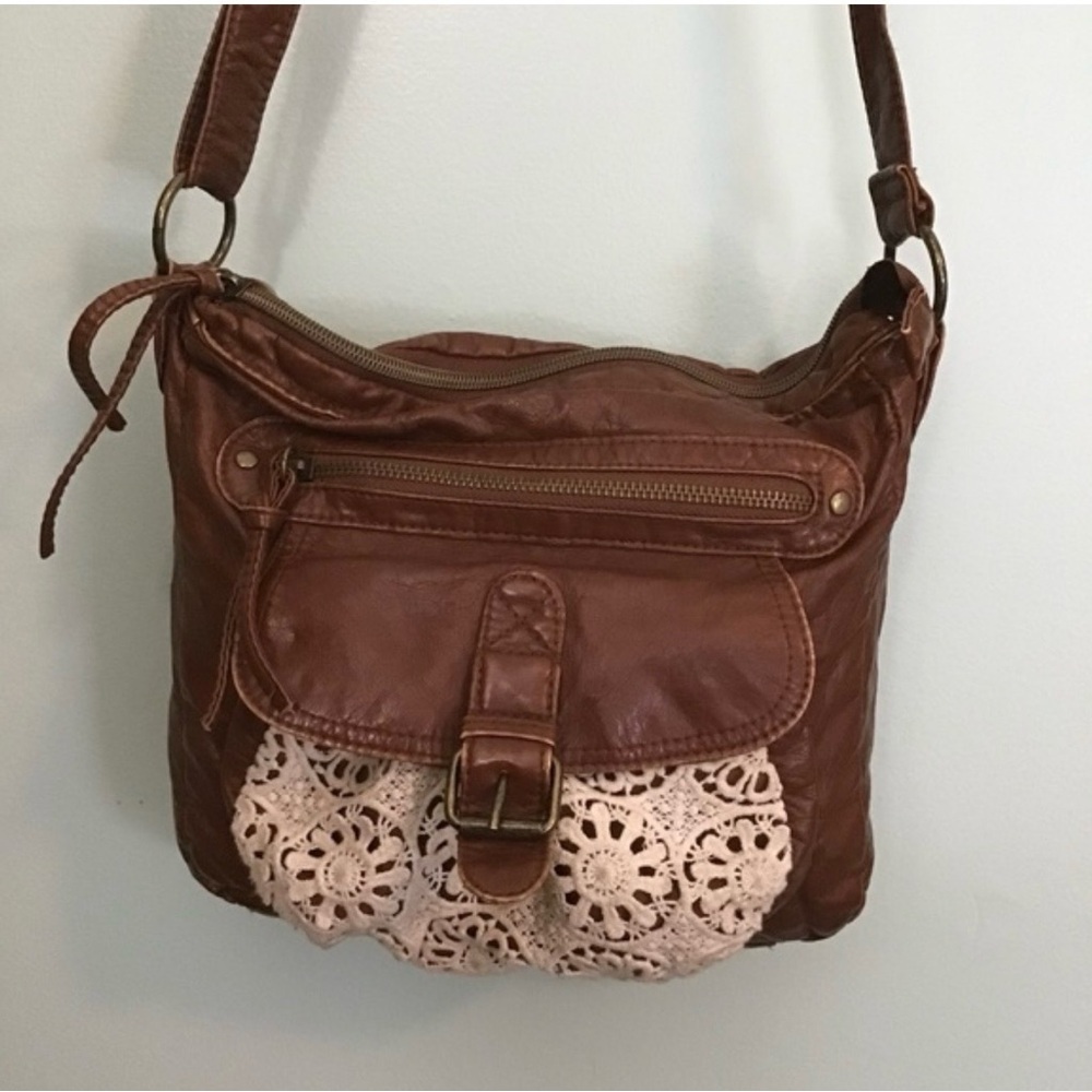 Arizona Jean Brown Leather-Look Crossbody Purse White Crochet Lace Detail Boho